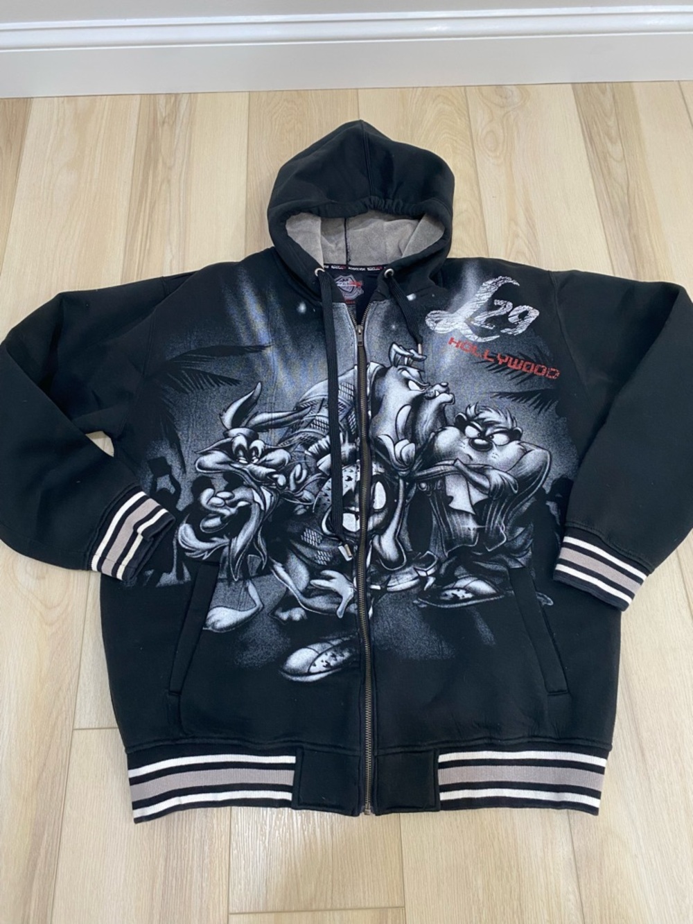 Vintage Lot 29 Looney Tunes All Over Print Zip Up Hoodie Size Men’s Large